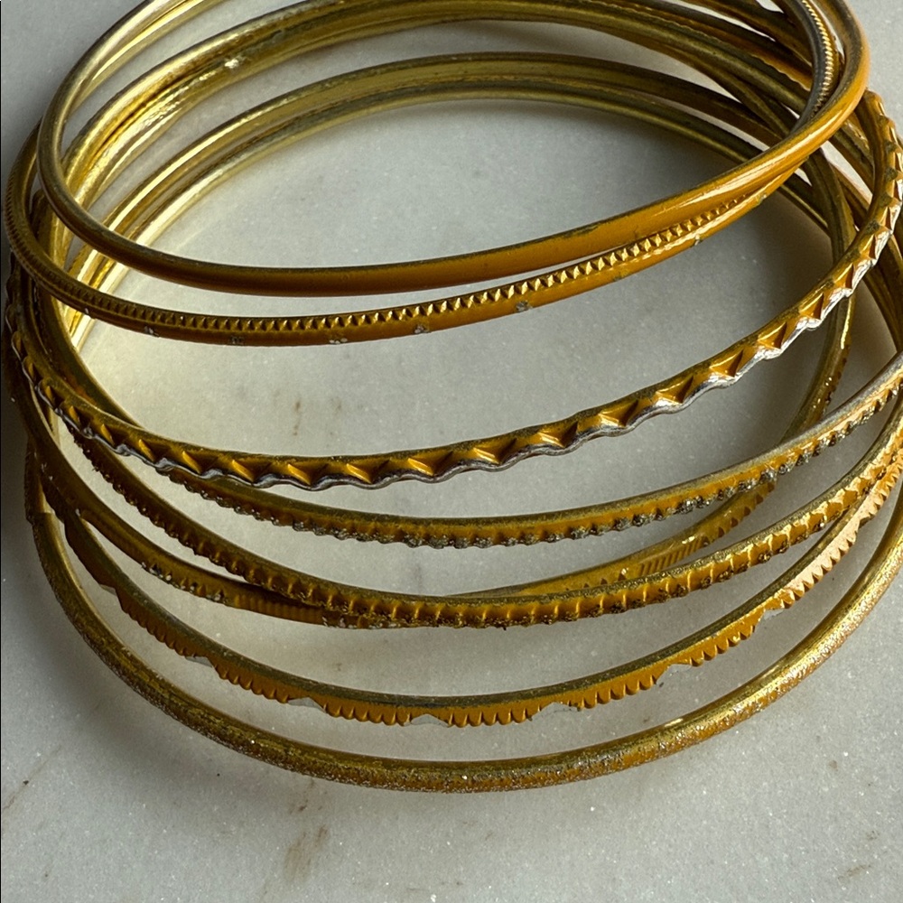 Vintage Chic Gold and Yellow Bangle Bracelet Set - Picture 3 of 5